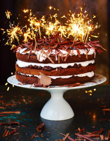 VIDEO] Pastel de chocolate para celebrar de Jamie Oliver - Jamie Oliver  Recetas en Español - Videos Jamie Oliver en Español